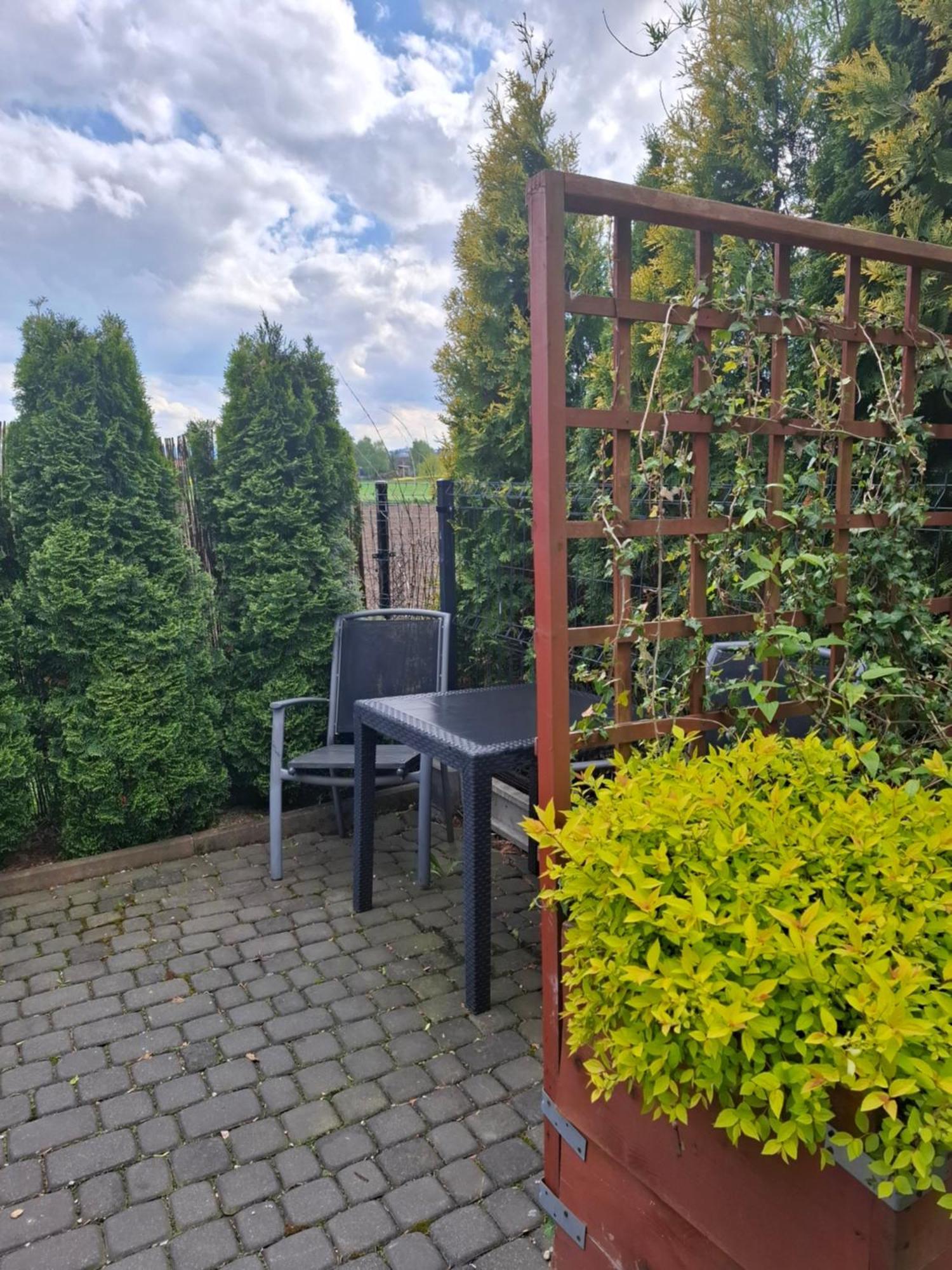 Mieszkanie B Lowiczki Zator Buitenkant foto
